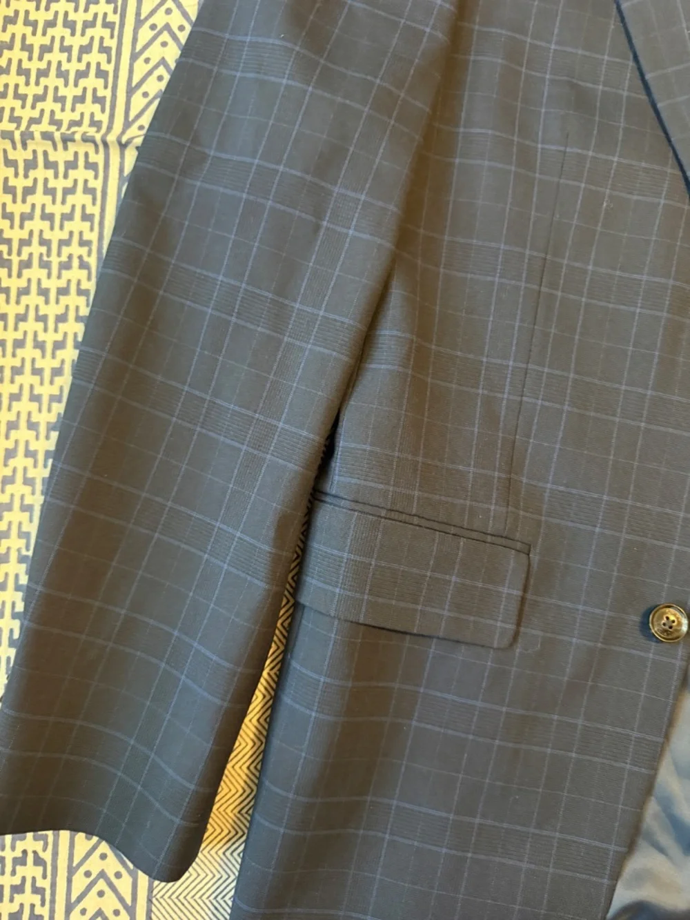 Tommy Hilfiger 36R sports coat navy blue